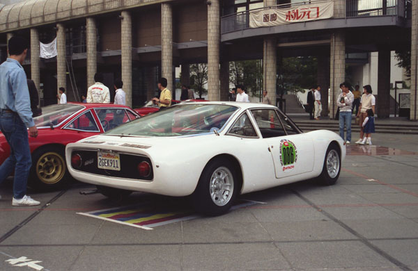 65-2b (89-08-35 1967 De Tomaso Vallelunga.jpg