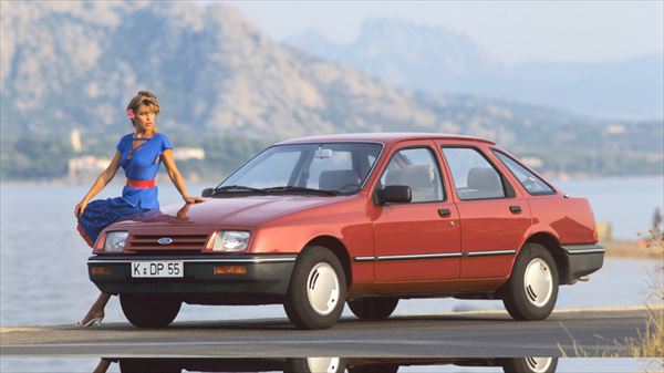 Ford Sierra 1982_R.jpg