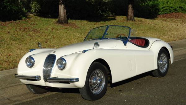 Jaguar XK120 1952_R.jpg