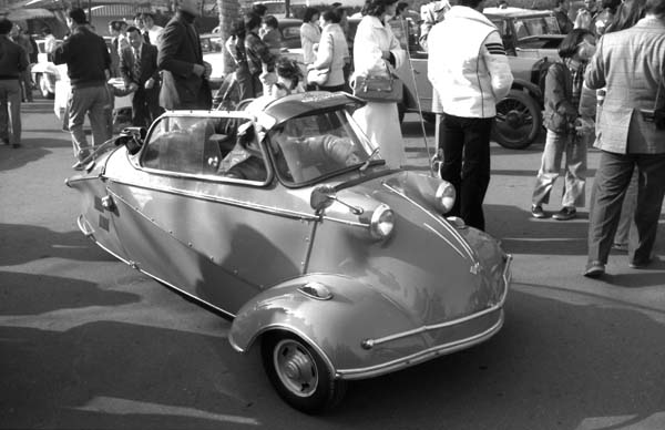 (016)325-09 1959 Messerschmitt KR200.jpg