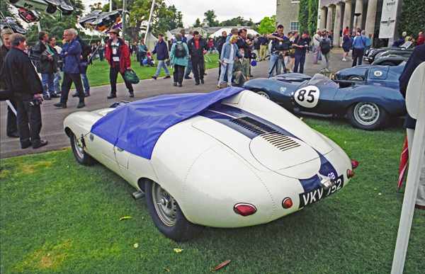 (00-1b)00-20-02 1960 Jaguar E2A 3.8Litre.jpg