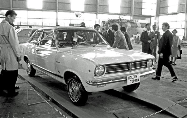 (00-7a)(187-31) 1969 Holden Torana 2dr Sedan.jpg