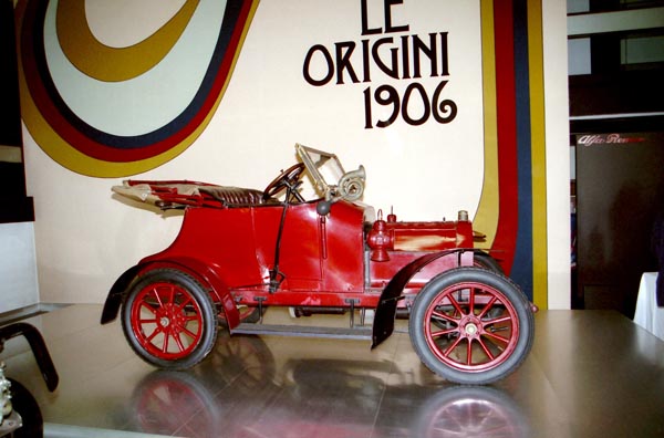 (01)(97-09-32) 1908 Darracq 8／10hp Voiturette.jpg