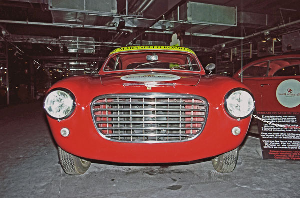 (01-1a2)(97-36-17) 1951 Ferrari 195 Sport Vignale Coupe.jpg