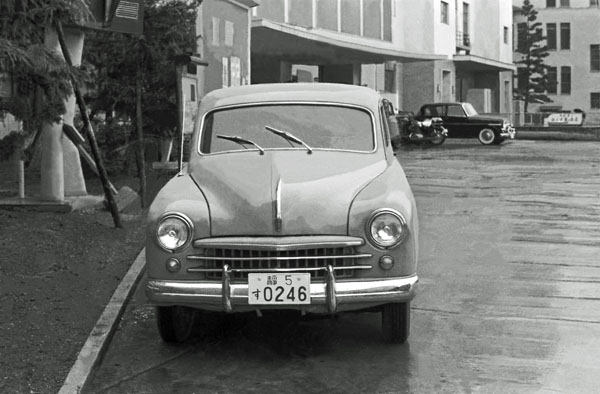 (01-1a)011-08b 1950-54 FIAT 1400.JPG