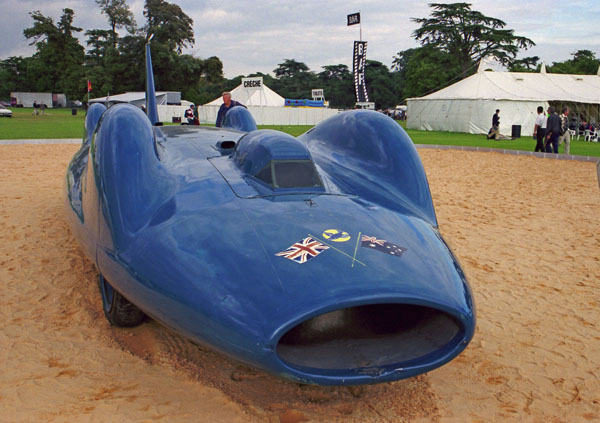 (01-1b)(00-27-34) 1964 Bluebird CN7 Protus.jpg