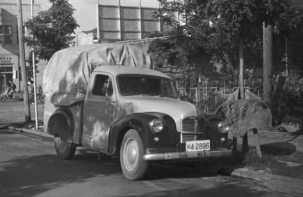 (01-1c)(020-06) 1947-52 Austin A40 Pick-up(GQU2A).jpg