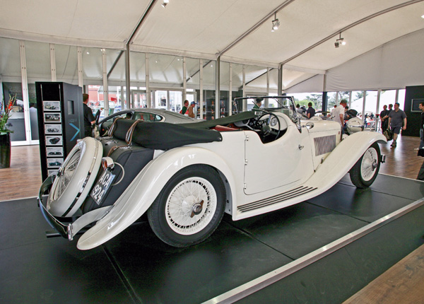 (01-1d)10-07-02_0741 1936 SS Jaguar 2½ Litre Tourer.JPG