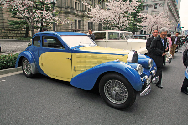 (01-1g) 10-04-04_163b 1937 Bugatti T-57 Vendoux.jpg