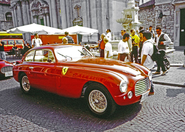 (01-2a)00-07b-07) 1950 Ferrari 195 Inter Touring Berlinetta.jpg