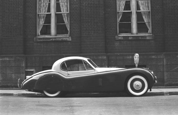 (01-2b)(002-28) 1951-54 Jaguar XK120 fhc.jpg