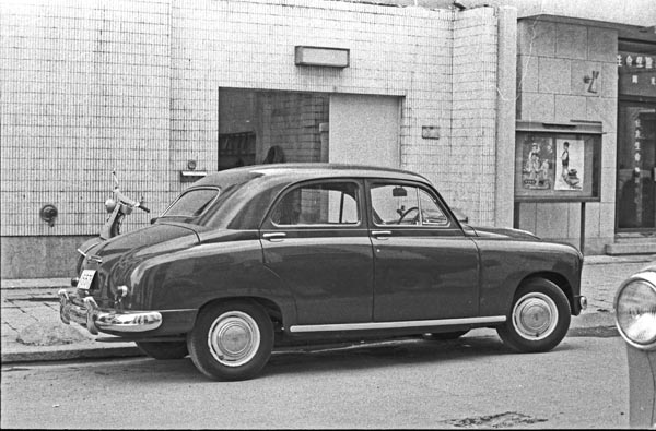 (01-2b)(003-13b  1953 Fiat 1400.jpg