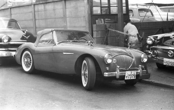 (01-3d) (064-37E) 1953-56 Austin Healey 100.JPG