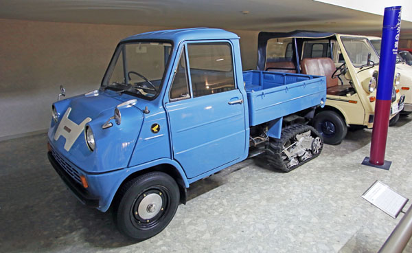 (01-4b)17-10-11_1083 1965 Honda T360  Truck(雪上車仕様）.jpg