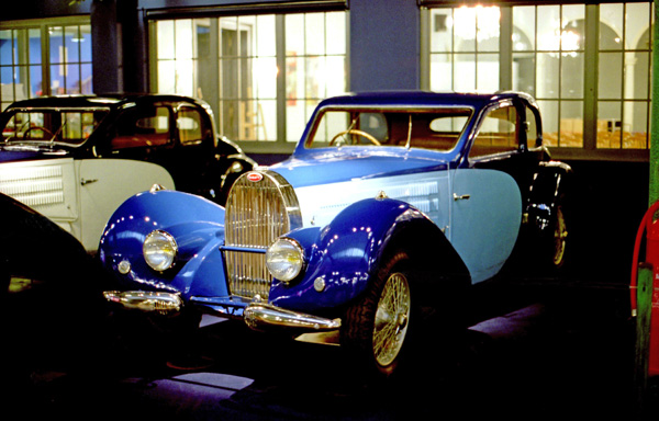 (01-4c)(57-01-15)(03-19-10) 1937 Bugatti Type57 Vantoux Fixedhead Coupe.jpg