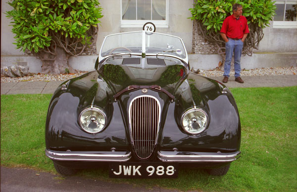 (01-5a)00-19-22　1949 XK120 Alloybody Roadster (Stirling Moss).jpg