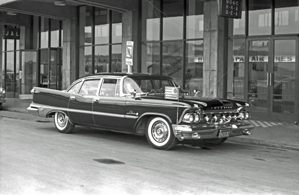 (01-6a)(005-07)＊ 1959 Imperial LeBaron(ウルグァイ大使館）.jpg