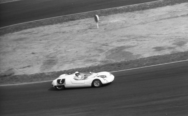 (01-8) 1962 Lotus 23 (Peter Warr).jpg