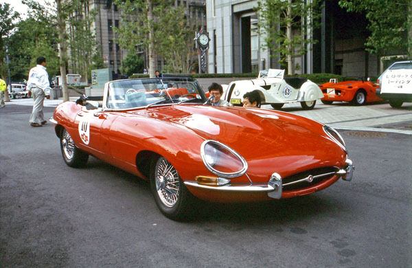 (01b-1a)(94-12-20) 1964-68 Jaguar E-Type 4.2  Roadster.jpg