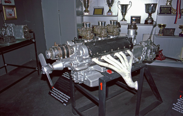 (02-1)(97-37-19) 1952-63 3Litre Colombo Engine(for Ferrari 250GT).jpg