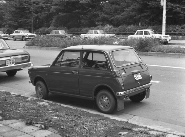 (02-1c)225-05 1968 Honda N360 M-Type.jpg