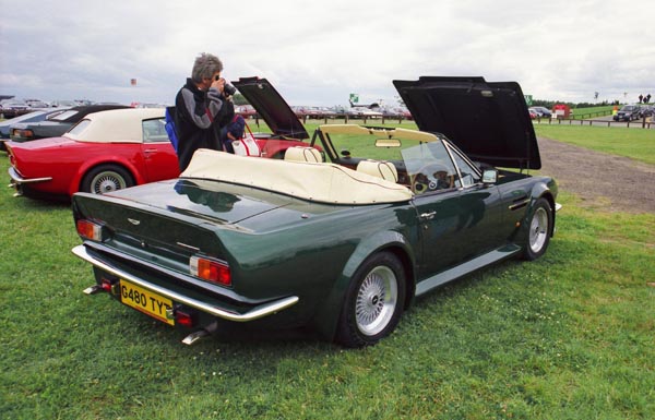 (02-2b)(00-33-16) 1979 AstonMartin AM V8 Volante.jpg