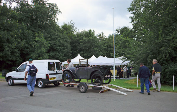 (02-2c)(00-15-04) 1923 Austi Seven Publicitycar.jpg