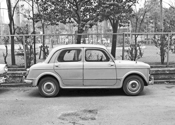 (02-2c2)(145-59b) 1953-56 FIAT 1100.jpg