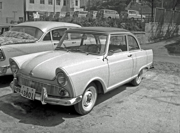 (02-3a)(153-43) 1959-62 DKW Junior 2dr Limousine.jpg