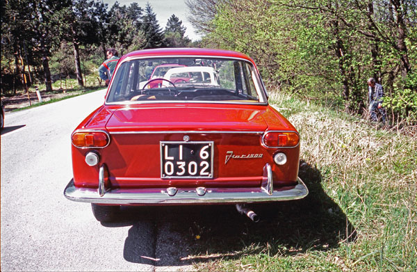 (02-3d)(97-38-06) 1961-68 Fiat 1500 Vignale Berlinetta.jpg