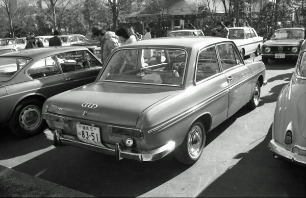 (02-4b)318-17 1966 DKW F102.jpg