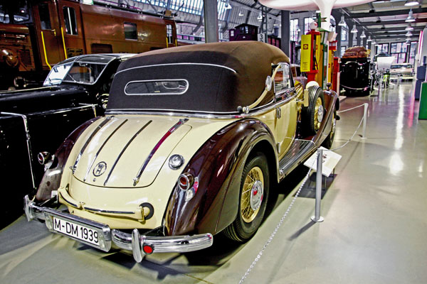 (02-5c)08-01-16_3363 1939 Horch Sport-Cabriolet Type853A.JPG