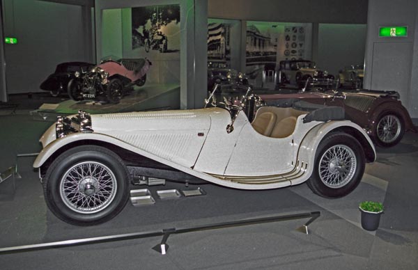 (02-5c4)(99-T08-21) 1937 SS Jaguar 100 2.4litre.jpg
