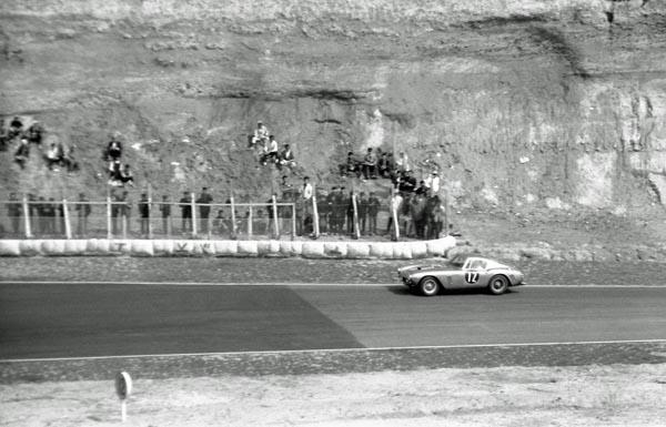 (02-7a)(106-28) 1961 Ferrari 250GT  SWB(Pierre Dumay).jpg