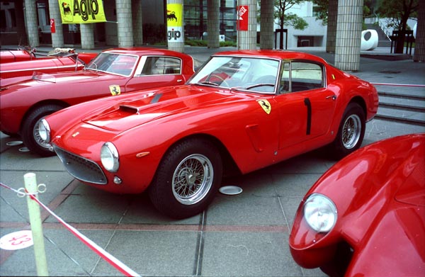 (02-8b)86-08-27 1961 FErrari 250 GT SWB  Berlinetta.jpg