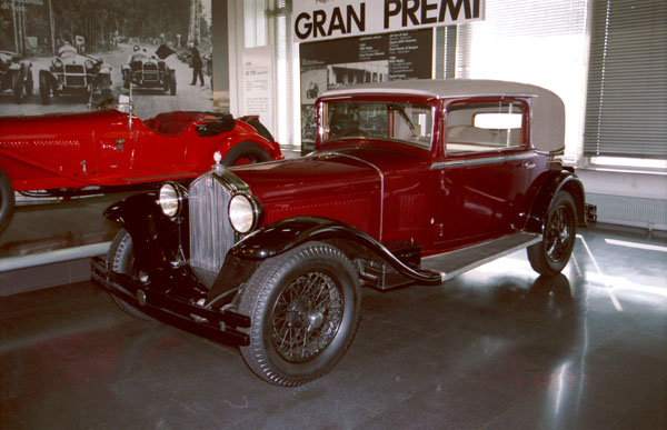 (03-1)(97-02-34) 1930 Alfa Romeo 6C 1750 Gran Turismo by Touring.jpg