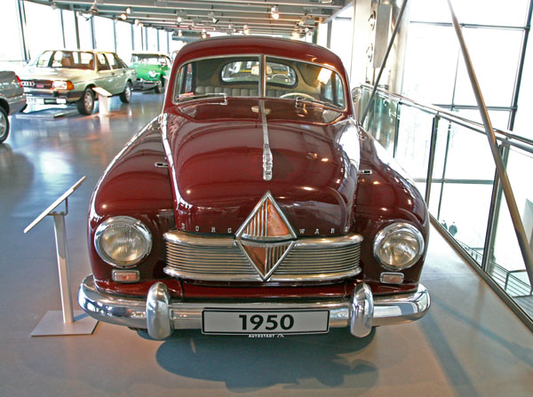 (03-1a)08-01-13_0266 1950 Borgward Hansa 1500 2dr Limousine.JPG