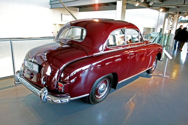 (03-1c)08-01-13_0268 1950 Borgward Hansa 1500 2dr Limousine.JPG