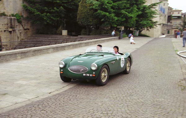 (03-2a) (01-26-28) 1955 Austin Healey 100S.jpg