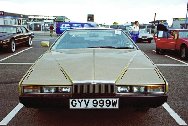 (03-2a)00-37-08b 1978- AstonMartin-Lagonda sr.2 Saloon.jpg