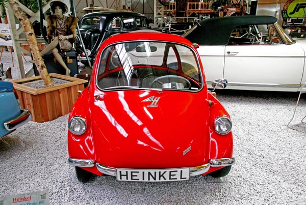 (03-3a)08-01-14_0673 1963 Heinkel Trojan 603(Kabinenroller).jpg