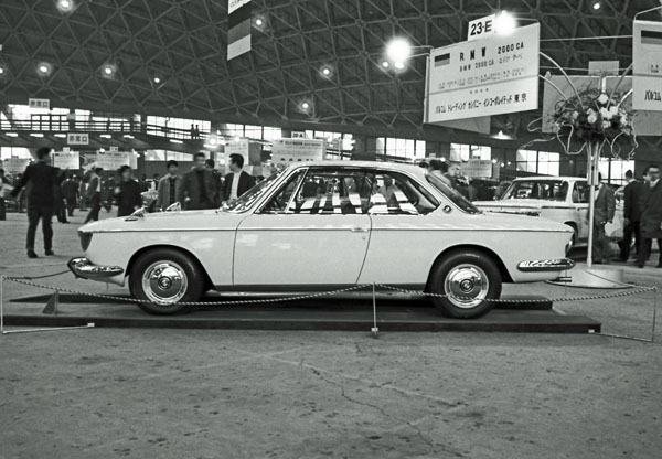 (03-3b)(194-01) 1968 BMW 2000 CA 2dr Hardtop.jpg