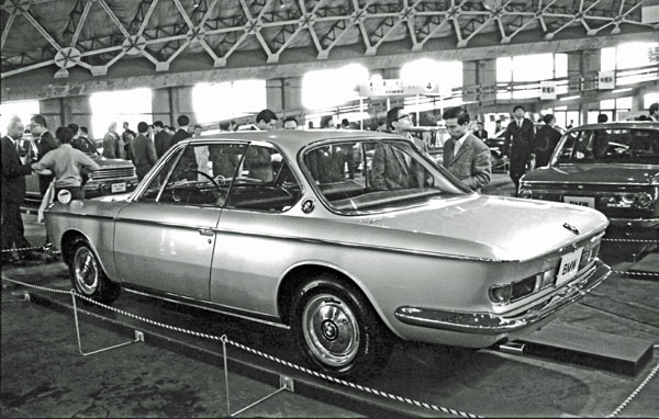 (03-3c)(203-18) 1969 BMW 2000 CA 2dr Hardtop.jpg