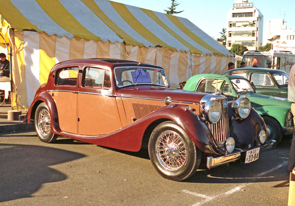 (03-5a)88-01-38E 1949 Jaguar MkⅣ2.5Litre Saloon.jpg