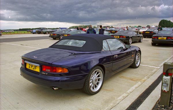 (04-2b)(00-39-20) 2000 AstonMartin DB7 Volante.jpg