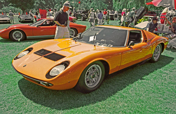 (04-3a)(98-17-17) 1969 Lamborghini Miura P400S by Bertone.jpg