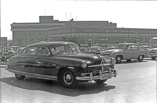 (04-3a)028-25 1948-49 Hudson 4dr.Sedan.jpg