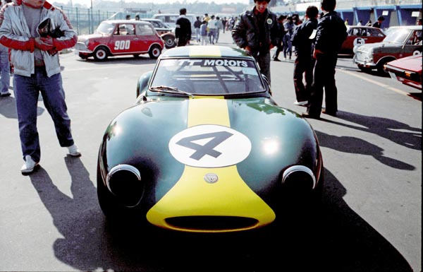 (04-5a)(85-18-13) 1968 Ginetta G4 1600.jpg