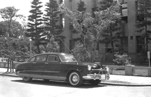 (04-5a)009-06 1950 Hudson Commodor 4dr Sedan.jpg