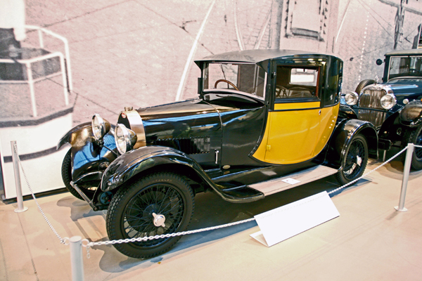 (04-6) 08-01-16_3480 1928 Bugatti type40 Coupe.JPG